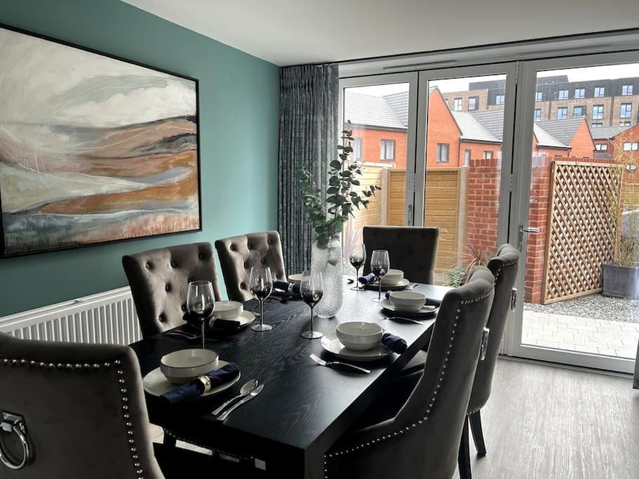 Vila Waterside House Leicester Exteriér fotografie
